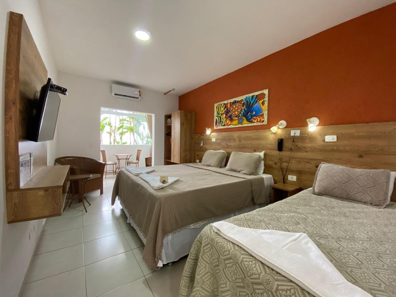 Quarto Triplo Superior com Vista Mar